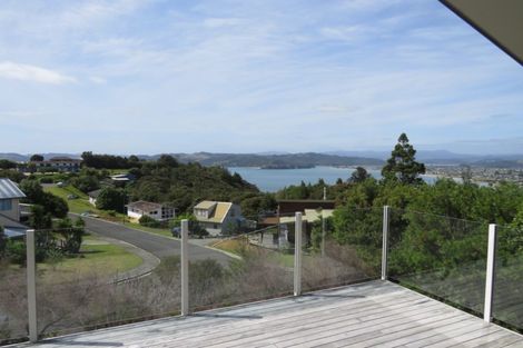 Photo of property in 3 Christa Court, Whitianga, 3510