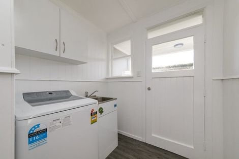 Photo of property in 3a Duff Crescent, Highbury, Palmerston North, 4412