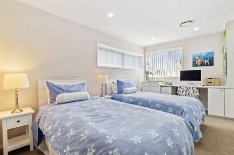 Photo of property in 1/43 Telstar Place, Beach Haven, Auckland, 0626
