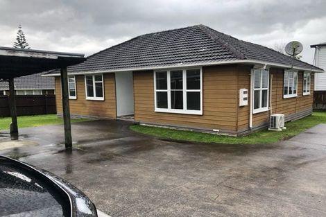 Photo of property in 3166 Great North Road, New Lynn, Auckland, 0600