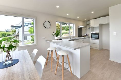 Photo of property in 42 Stanmore Bay Road, Stanmore Bay, Whangaparaoa, 0932