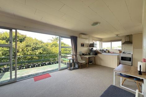 Photo of property in 1/207 East Coast Road, Castor Bay, Auckland, 0620