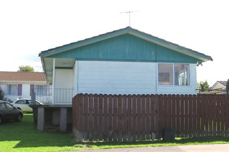 Photo of property in 4/14 Dalmatia Place, Henderson, Auckland, 0612