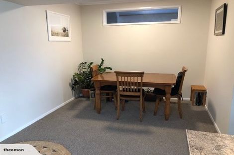 Photo of property in 125 Chamberlain Road, Massey, Auckland, 0614