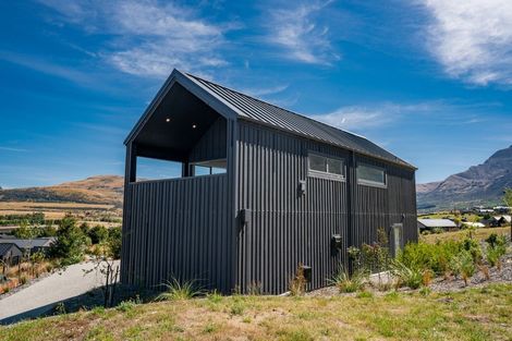 Photo of property in 3 Arran Lane, Jacks Point, Queenstown, 9371