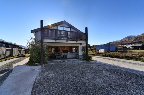 Photo of property in 13 Forbes Place, Glenorchy, 9372