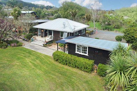 Photo of property in 249 Cossey Road, Drury, 2577