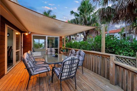 Photo of property in 3 San Fernando Way, Henderson, Auckland, 0612