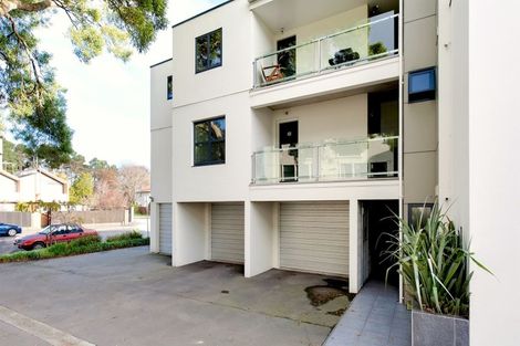 Photo of property in 2/65 Carlton Mill Road, Merivale, Christchurch, 8014