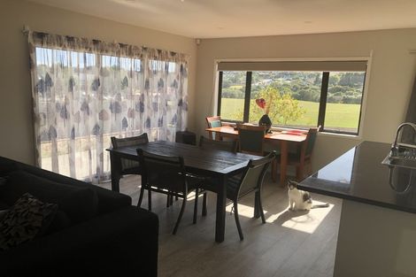 Photo of property in 7 Pae Moana Place, Stanmore Bay, Whangaparaoa, 0932