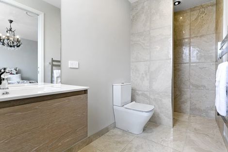 Photo of property in 129 Saint Kilda Road, Cambridge, 3434