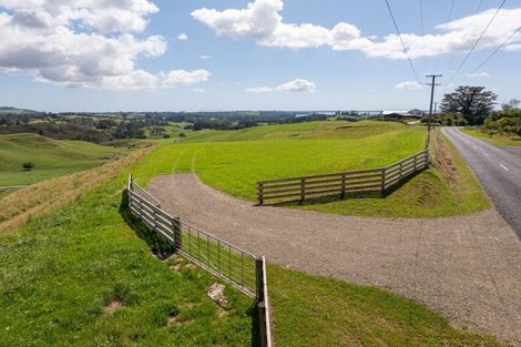 Photo of property in 250 Busby Road, Tahawai, 3170