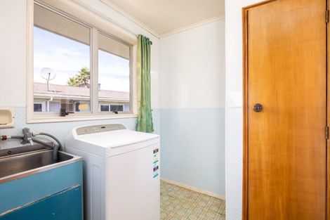 Photo of property in 2 Erica Place, Bell Block, New Plymouth, 4312