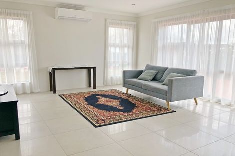 Photo of property in 32 Wawatai Drive, Karaka, Papakura, 2113