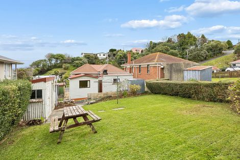 Photo of property in 8 Kellas Street, Macandrew Bay, Dunedin, 9014