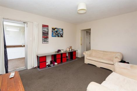 Photo of property in 2/7 Fenmere Place, Burwood, Christchurch, 8083