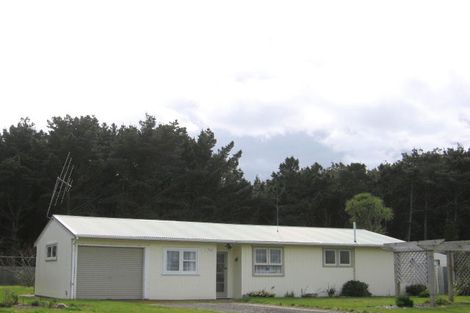 Photo of property in 3 Cousins Avenue West, Foxton Beach, Foxton, 4815