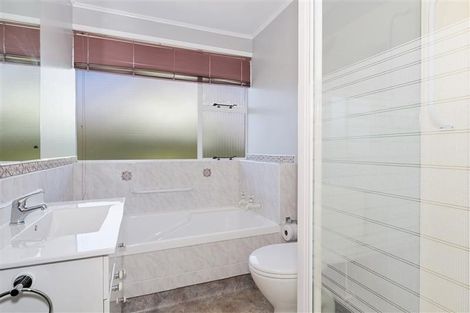 Photo of property in 8 Birkenhead Street, Avonhead, Christchurch, 8042