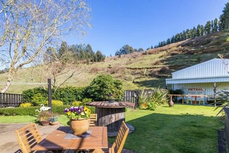 Photo of property in 266 Whangamata Road, Kinloch, Taupo, 3377
