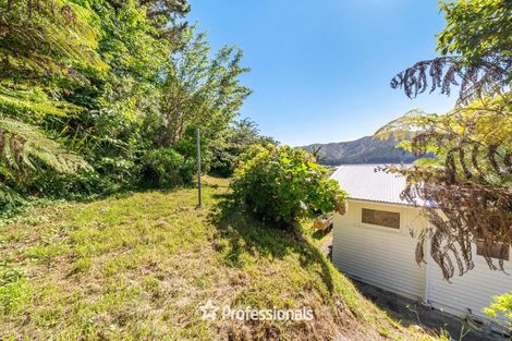 Photo of property in 8 Harlow Grove, Wainuiomata, Lower Hutt, 5014