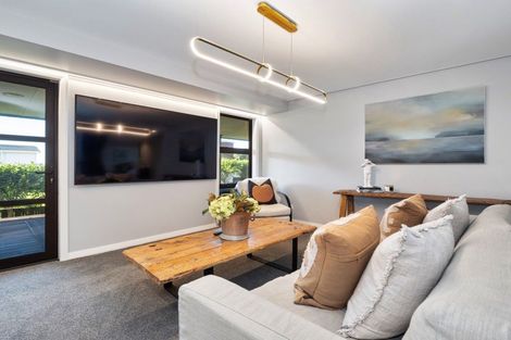 Photo of property in 165b Oceanbeach Road, Mount Maunganui, 3116