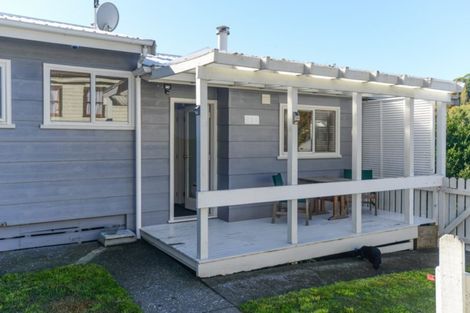 Photo of property in 4 Toop Street, Havelock North, 4130