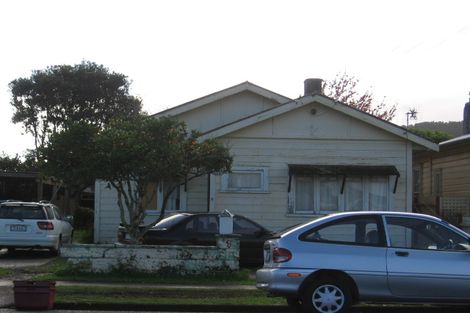 Photo of property in 9 Wolfe Street, Regent, Whangarei, 0112