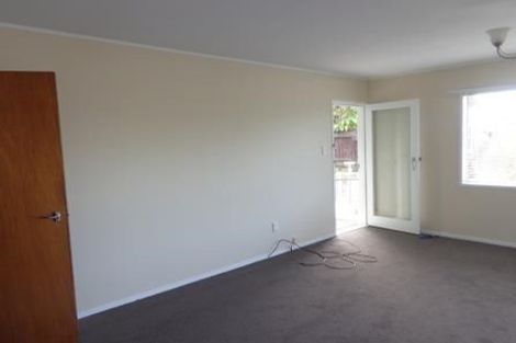 Photo of property in 17 Hassan Drive, Massey, Auckland, 0614
