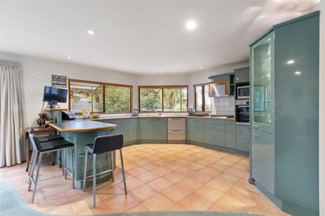 Photo of property in 23 Hogarth Rise, West Harbour, Auckland, 0618