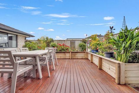 Photo of property in 63 Darlington Street, Ngatea, 3503