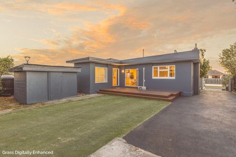 Photo of property in 65 Shortland Street, Wainoni, Christchurch, 8061