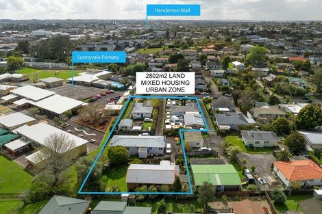Photo of property in 32 Ribblesdale Road, Henderson, Auckland, 0612
