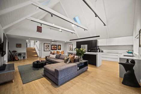 Photo of property in 21 Lloyd Avenue, Mount Albert, Auckland, 1025