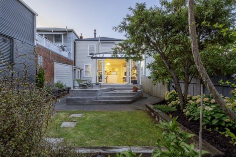 Photo of property in 57 Brougham Street, Mount Victoria, Wellington, 6011