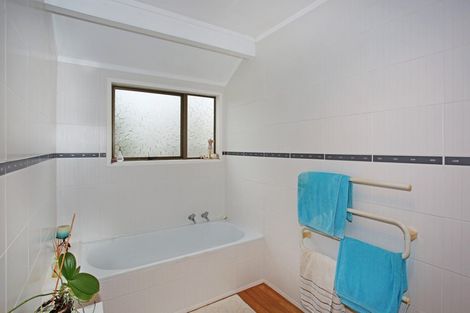 Photo of property in 214 Razorback Road, Bombay, Pokeno, 2472