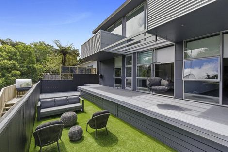 Photo of property in 43a Poto Road, Normandale, Lower Hutt, 5010