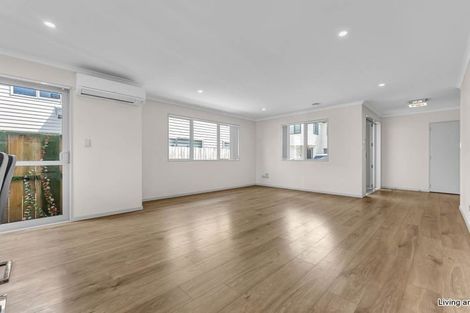 Photo of property in 95d Raglan Street, Mangere East, Auckland, 2024