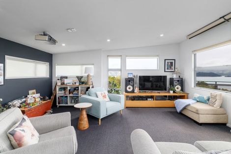 Photo of property in 5 Emerson Crescent, Diamond Harbour, Lyttelton, 8971