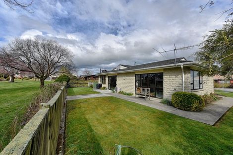 Photo of property in 5 Raeburn Place, Gore, 9710