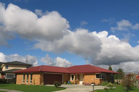 Photo of property in 10 Hayward Rise, Owhata, Rotorua, 3010