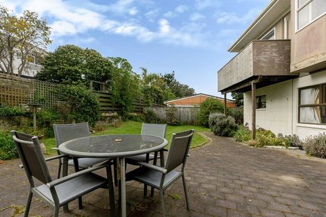 Photo of property in 12 Ara Kuaka, Waikanae Beach, Waikanae, 5036
