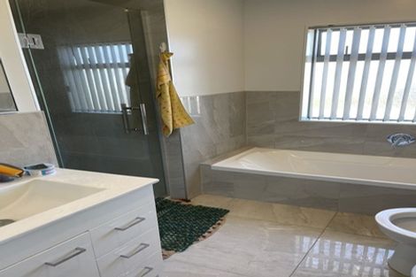 Photo of property in 124 Hall Avenue, Favona, Auckland, 2024