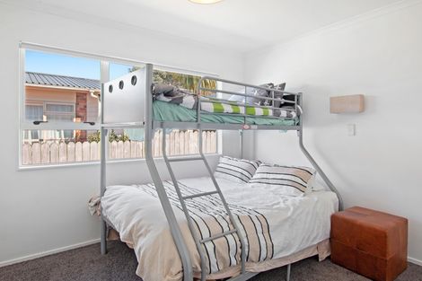 Photo of property in 35 Ocean View Road, Waihi Beach, 3611