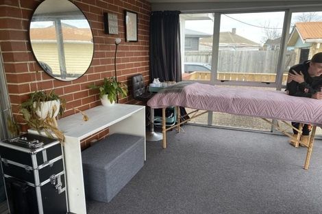 Photo of property in 6-7 Gibson Court, Roslyn, Palmerston North, 4414