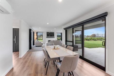 Photo of property in 18 Ranfurly Road, Pahiatua, 4984