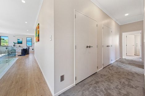 Photo of property in 28 Celestial Crescent, Orewa, 0931