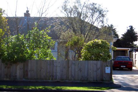 Photo of property in 19 Park Road, West End, Palmerston North, 4412