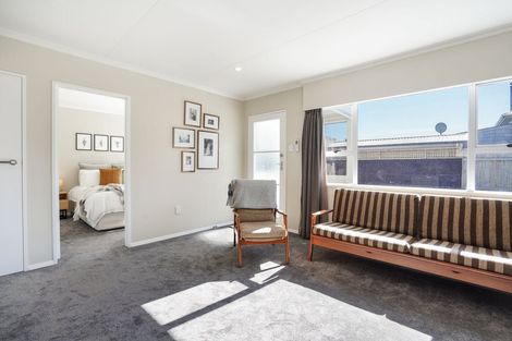 Photo of property in 12c Colombo Street, Hokowhitu, Palmerston North, 4410