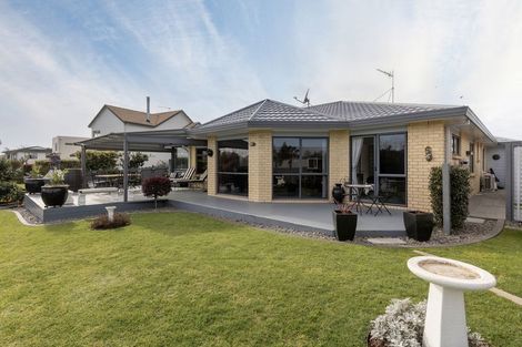 Photo of property in 9 Ashwood Grove, Omokoroa, 3114