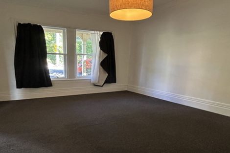 Photo of property in 70 Fairlie Terrace, Kelburn, Wellington, 6021